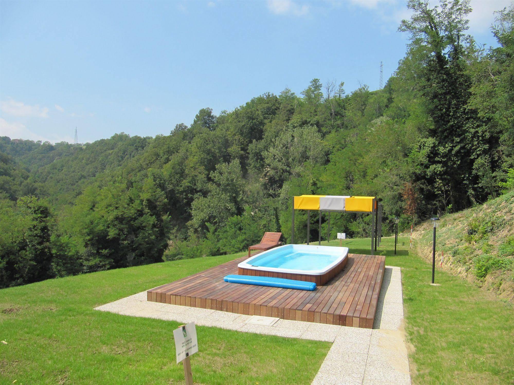 Vakantieboerderij Podere Riosto Cantina&agriturismo *