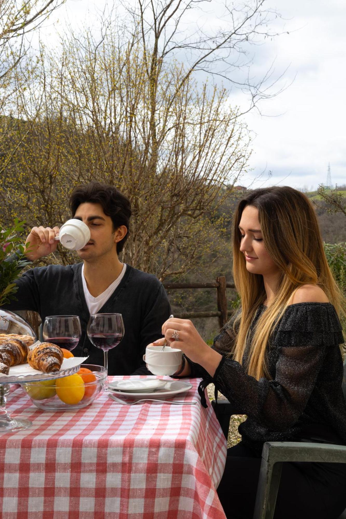 Podere Riosto Cantina&agriturismo Alojamento de Turismo Rural *